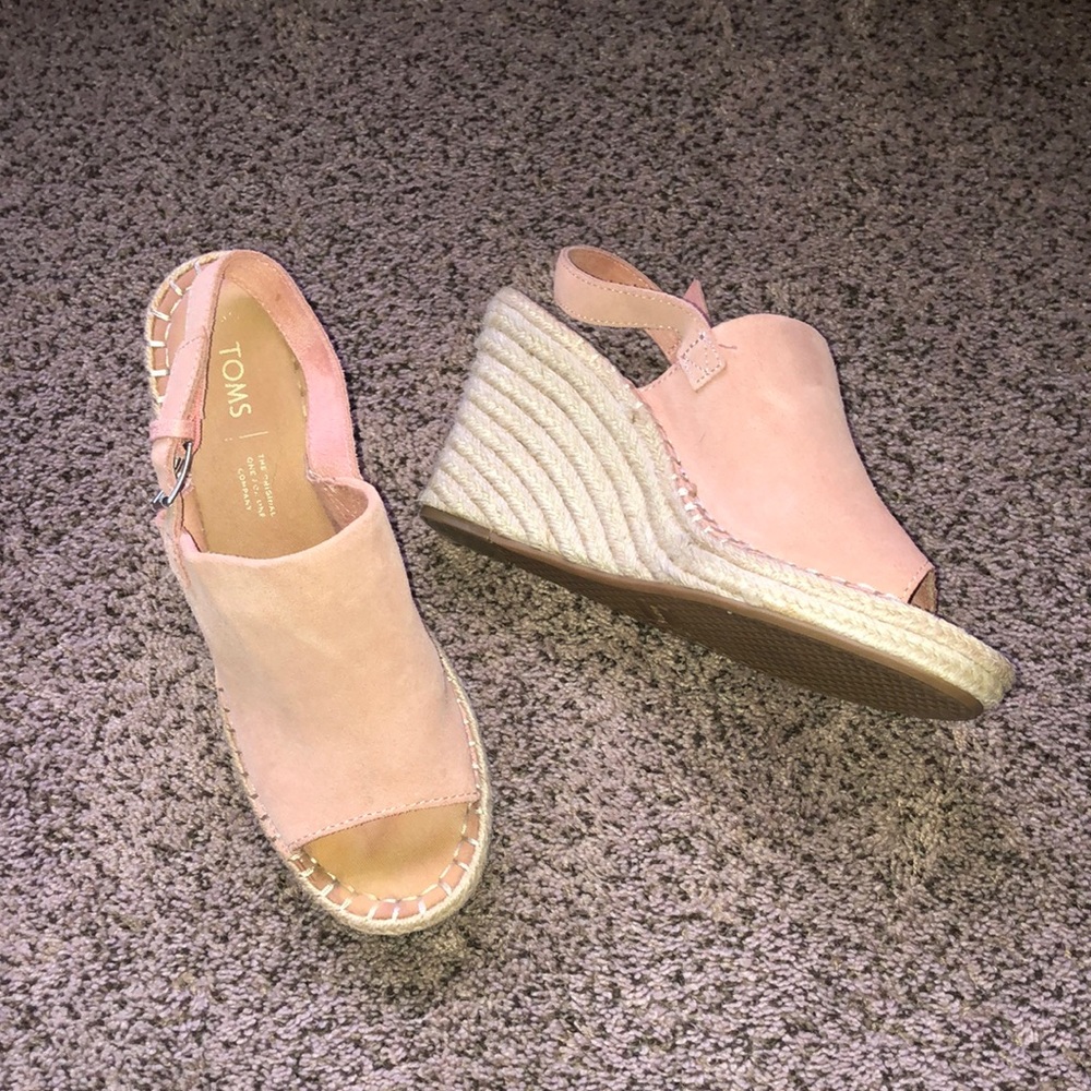 Tom’s Monica Suede Espadrille Wedge, very gently used, size 9.5. Blush color